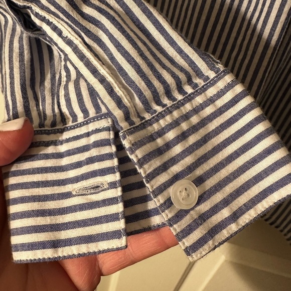 RAILS Revolve Frances Banker Stripe With Floral Patches MED Button Down Oxford - Picture 12 of 16